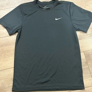 Mens Nike Dri-fit shirt